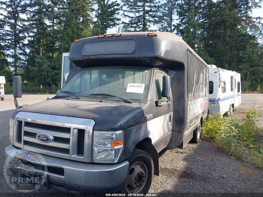 2013 FORD E-350 CUTAWAY — фото 2