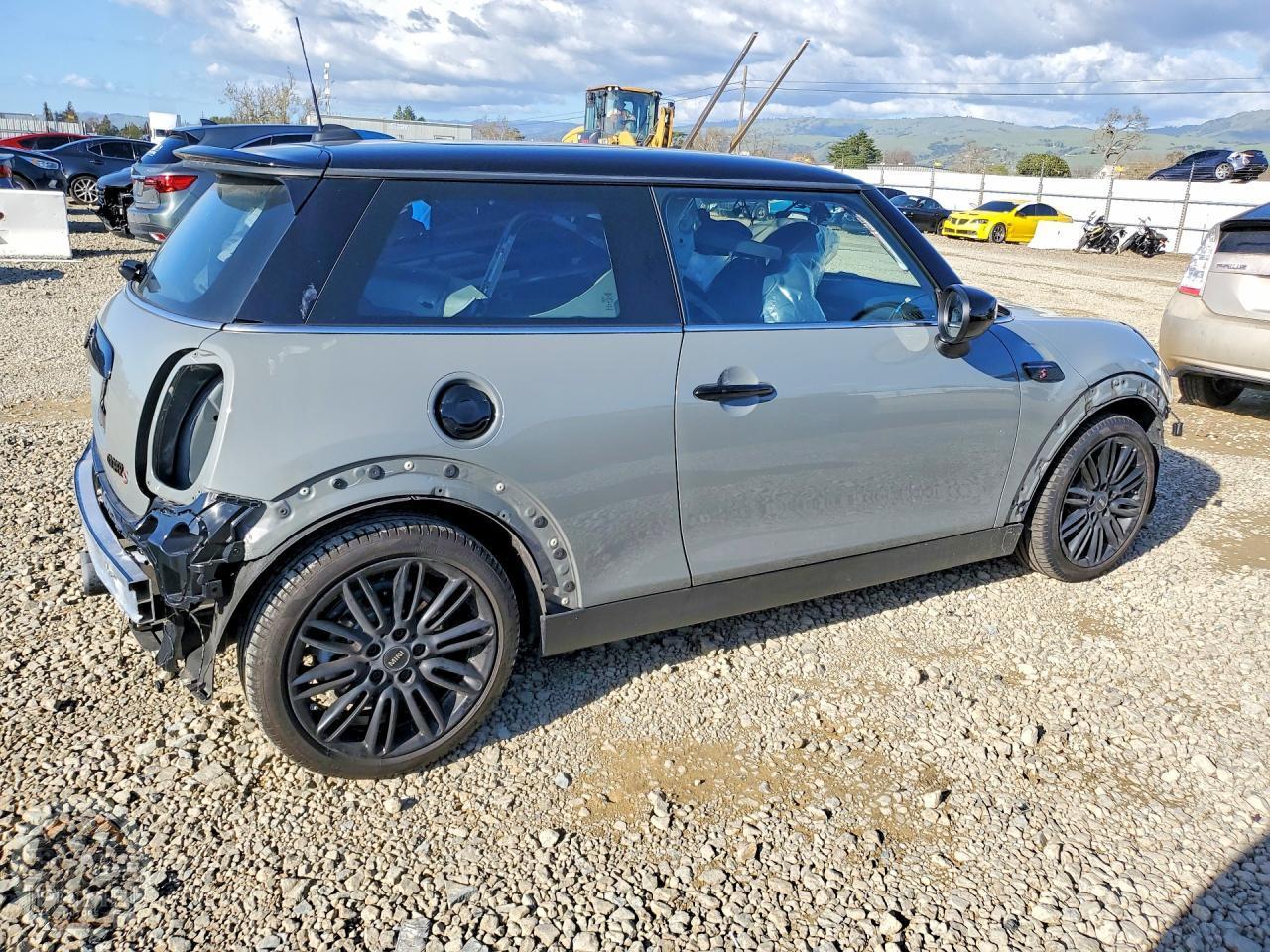 2023 MINI COOPER — фото 3
