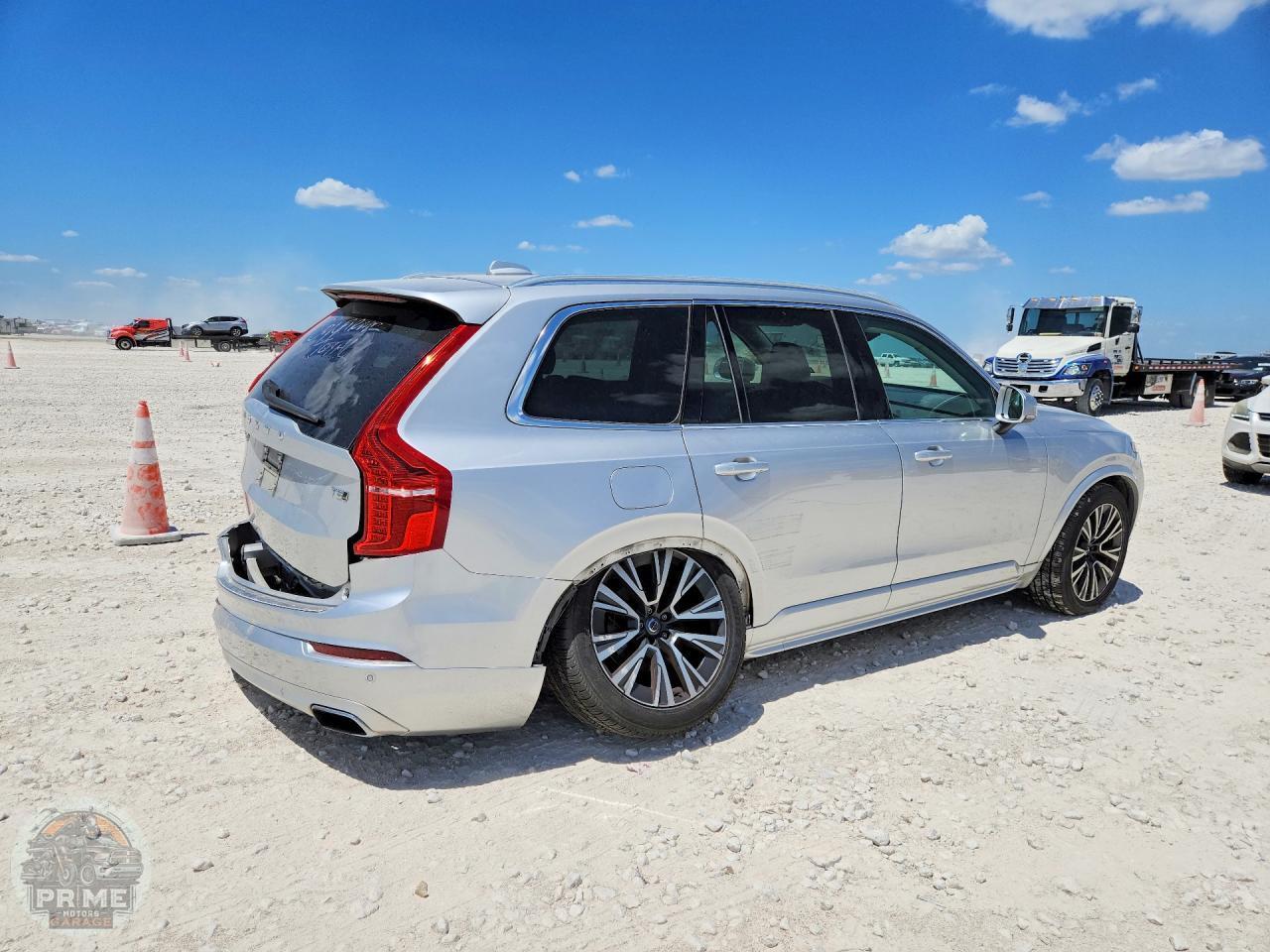 2021 VOLVO XC90 — фото 2