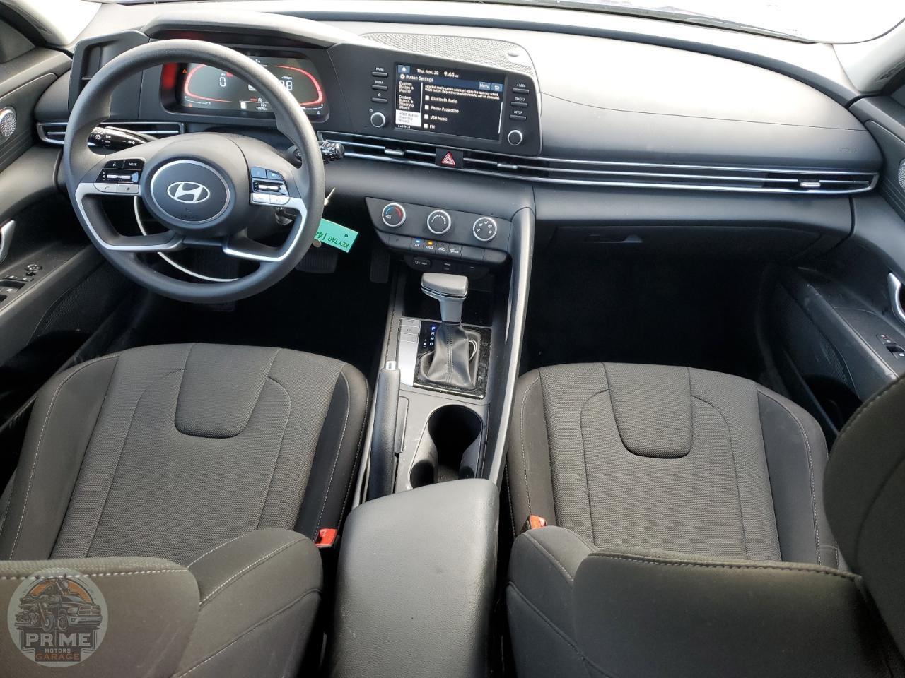 2025 HYUNDAI ELANTRA — фото 8