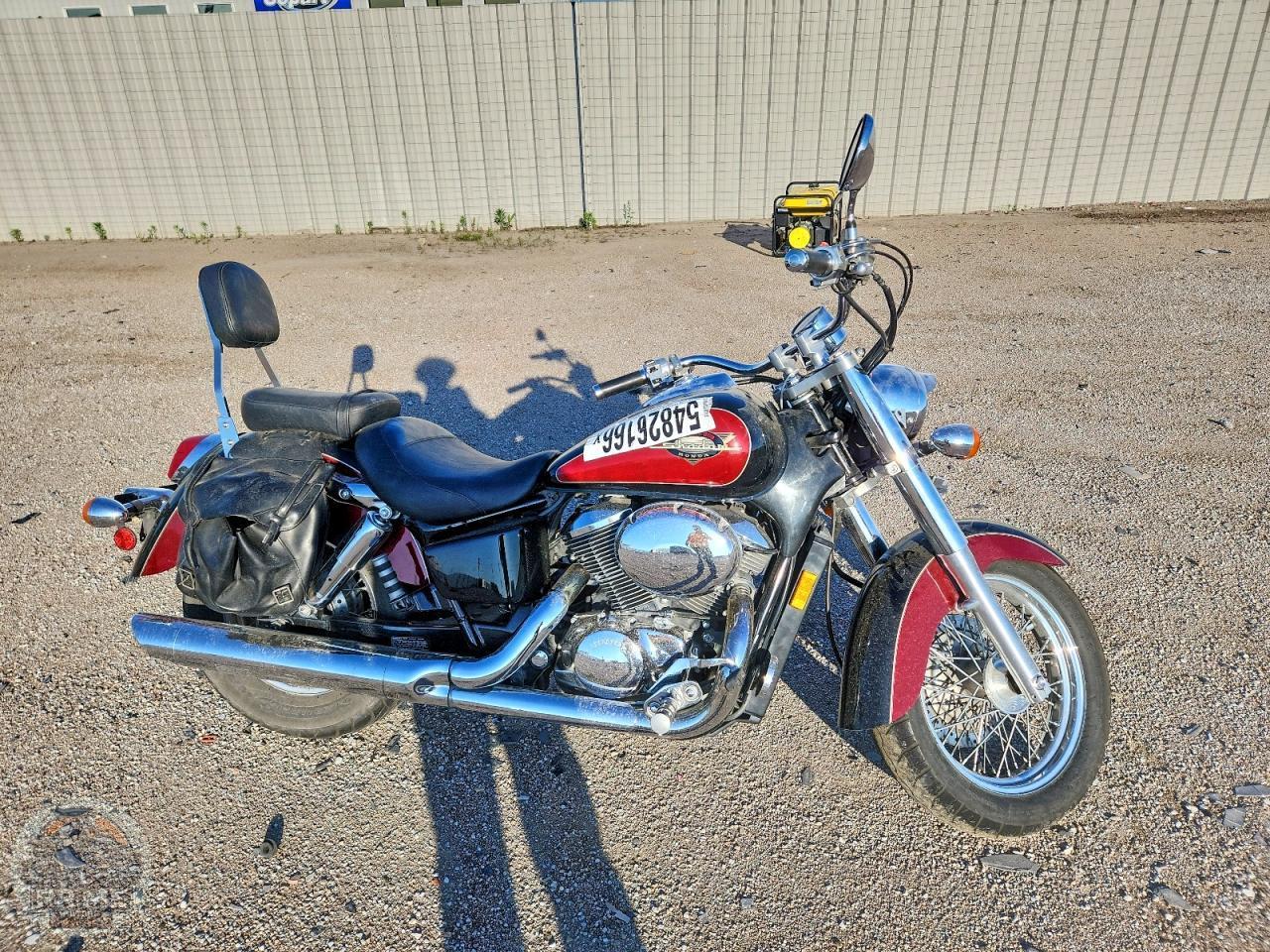 1999 HONDA VT750 — фото 2