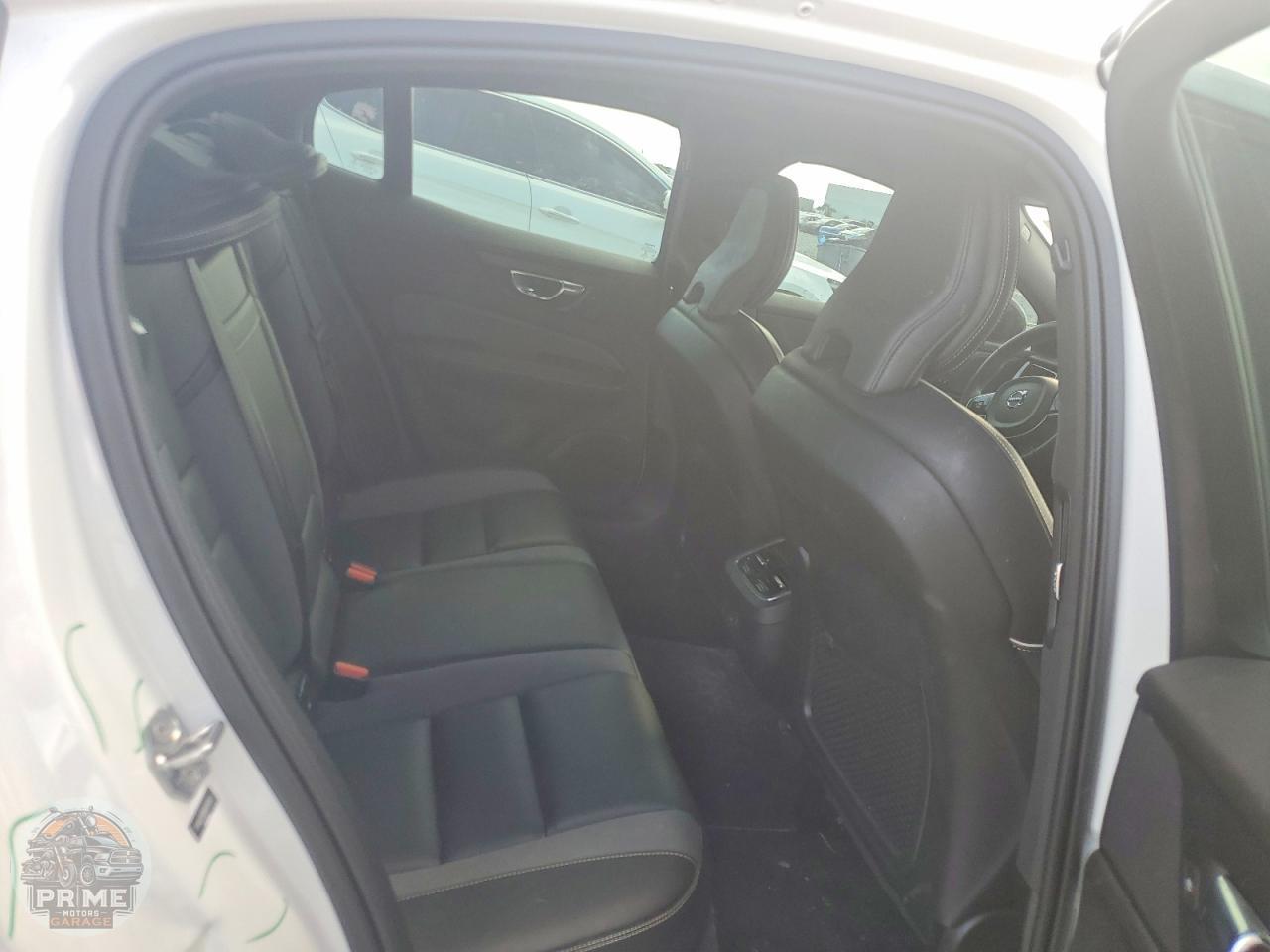2021 VOLVO S60 — фото 10