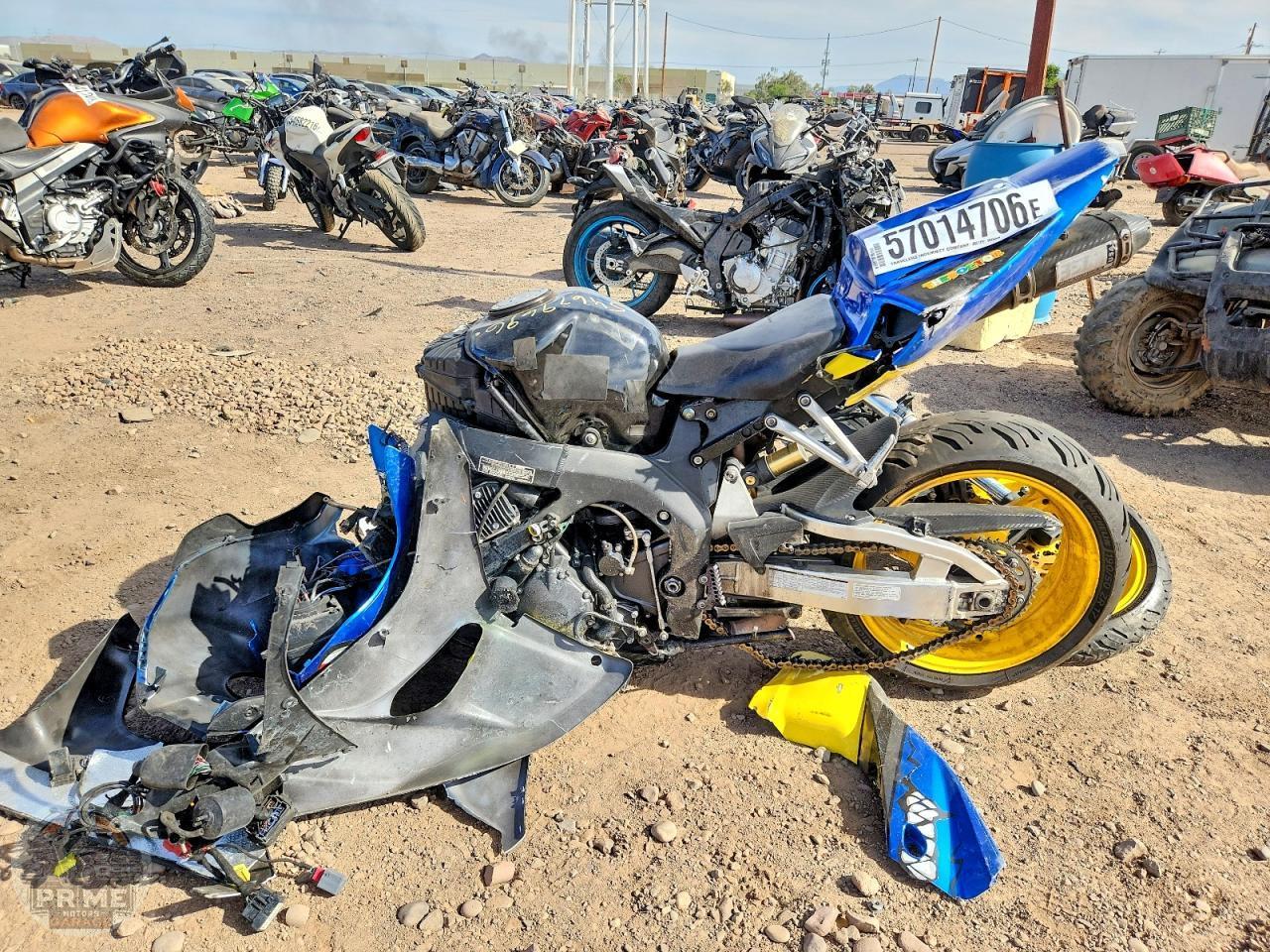 2006 HONDA CBR1000 — фото 3