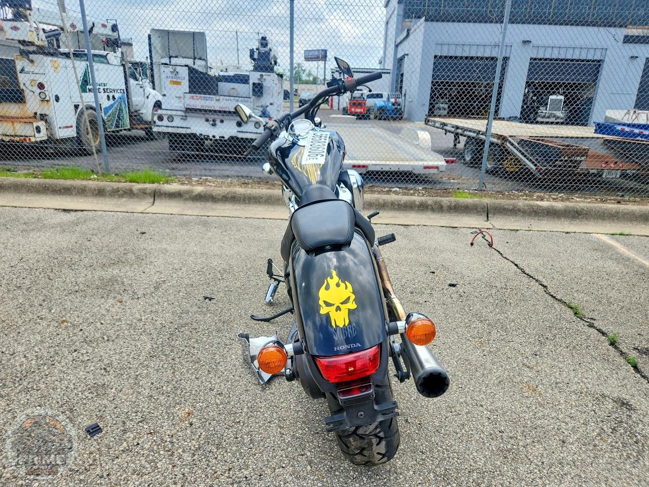 2013 HONDA VT1300 — фото 4
