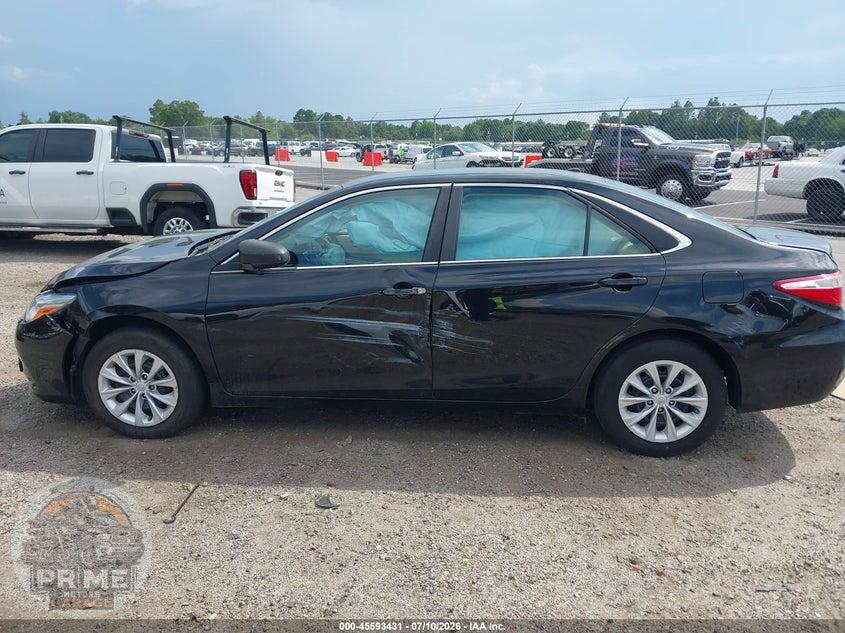 2016 TOYOTA CAMRY LE — фото 14