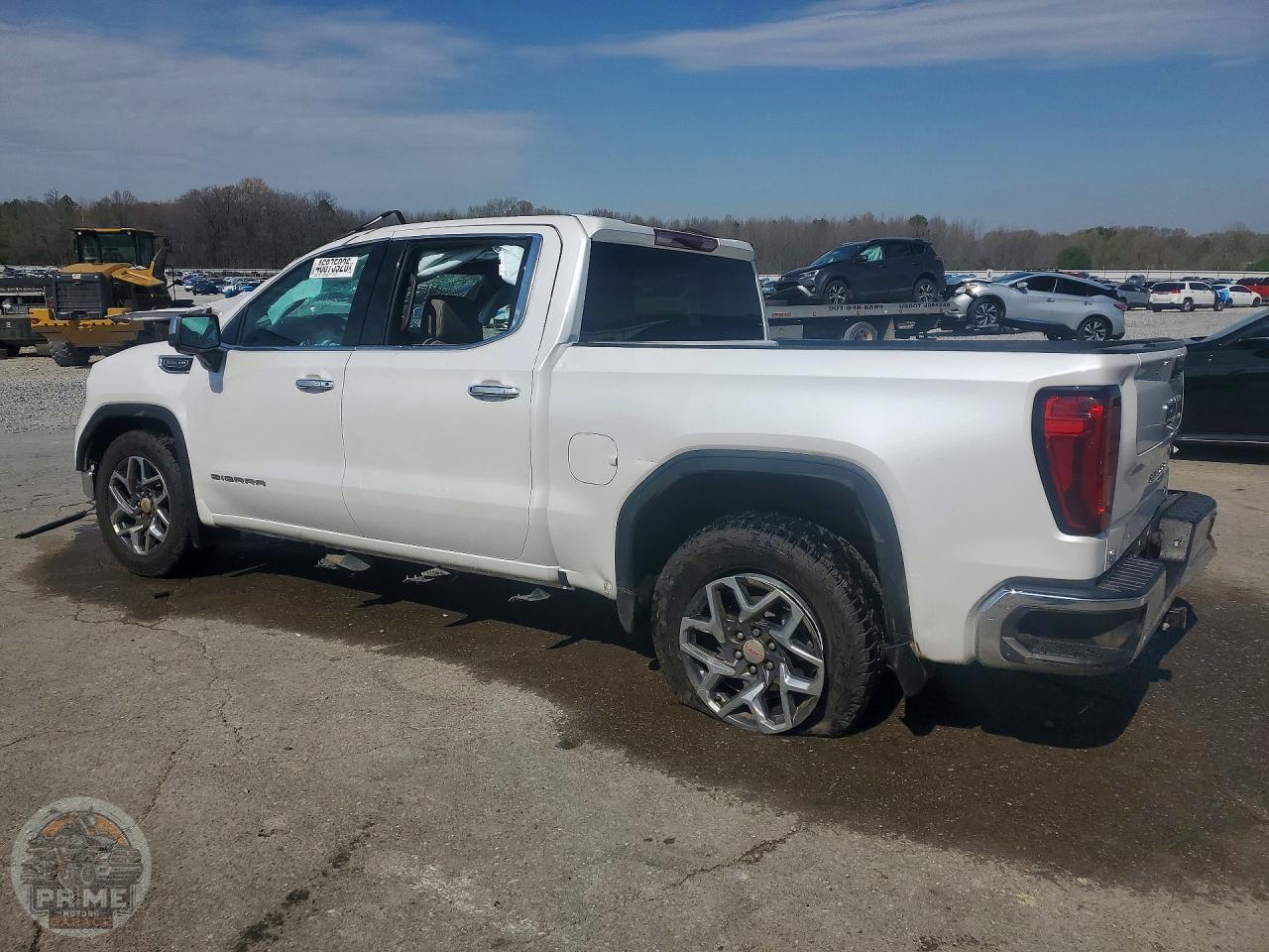 2024 GMC SIERRA — фото 2