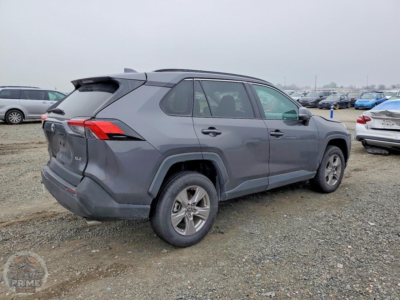 2022 TOYOTA RAV4 — фото 3