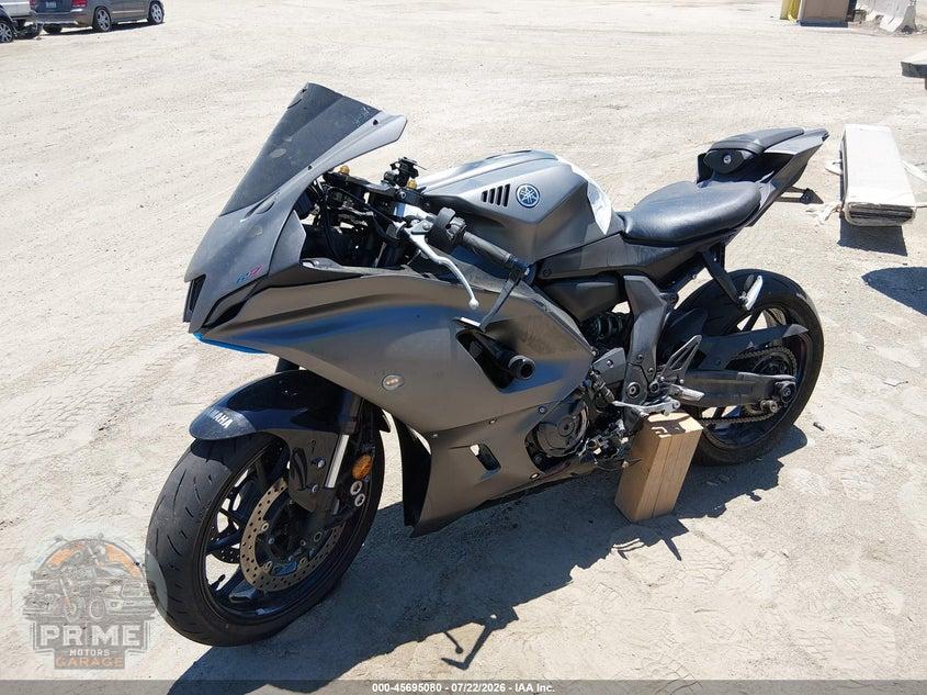 2024 YAMAHA YZFR7 — фото 2