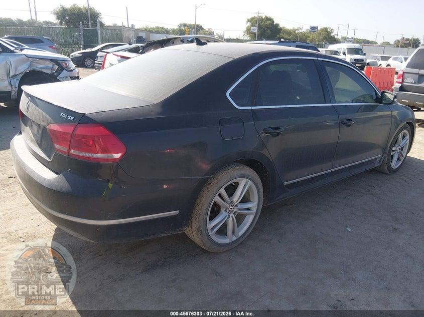 2013 VOLKSWAGEN PASSAT 2.0L TDI SE — фото 4