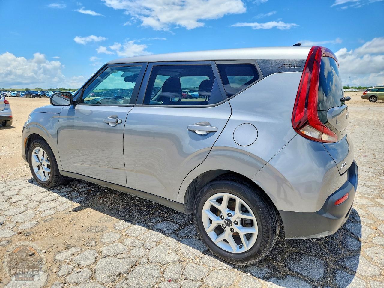 2022 KIA SOUL — фото 2