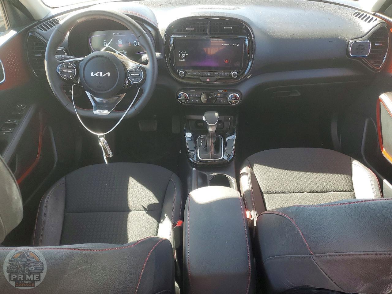 2025 KIA SOUL — фото 8