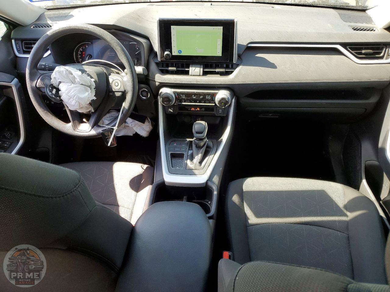 2025 TOYOTA RAV4 — фото 8
