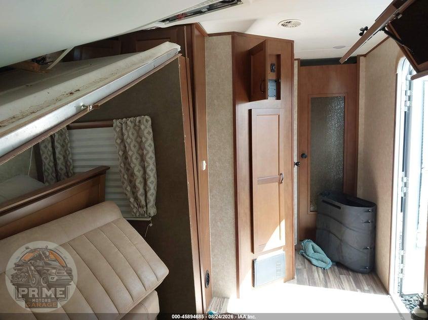 2016 HIGHLAND RIDGE LIGHT SERIES M-282RK — фото 8