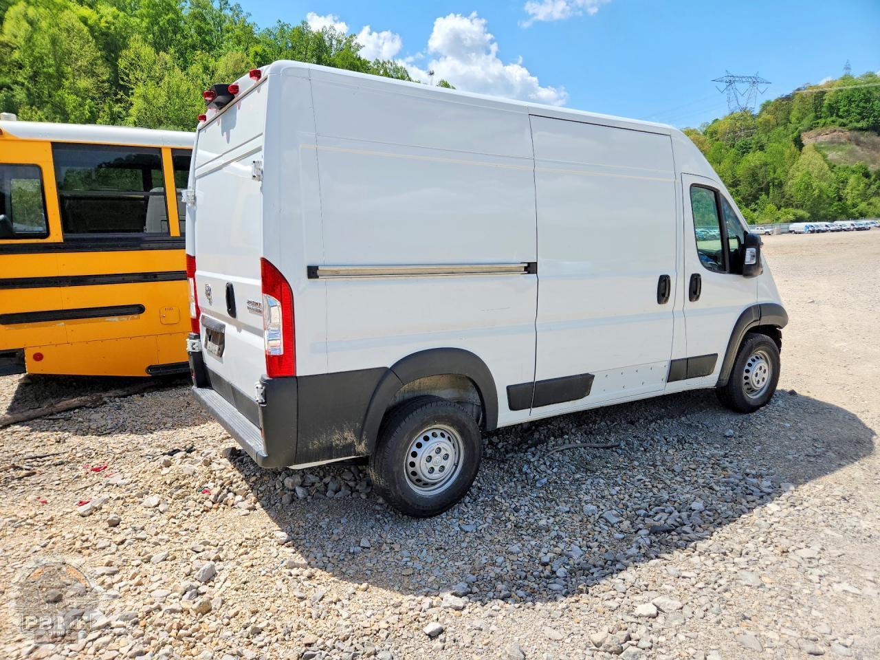 2025 RAM PROMASTER — фото 3
