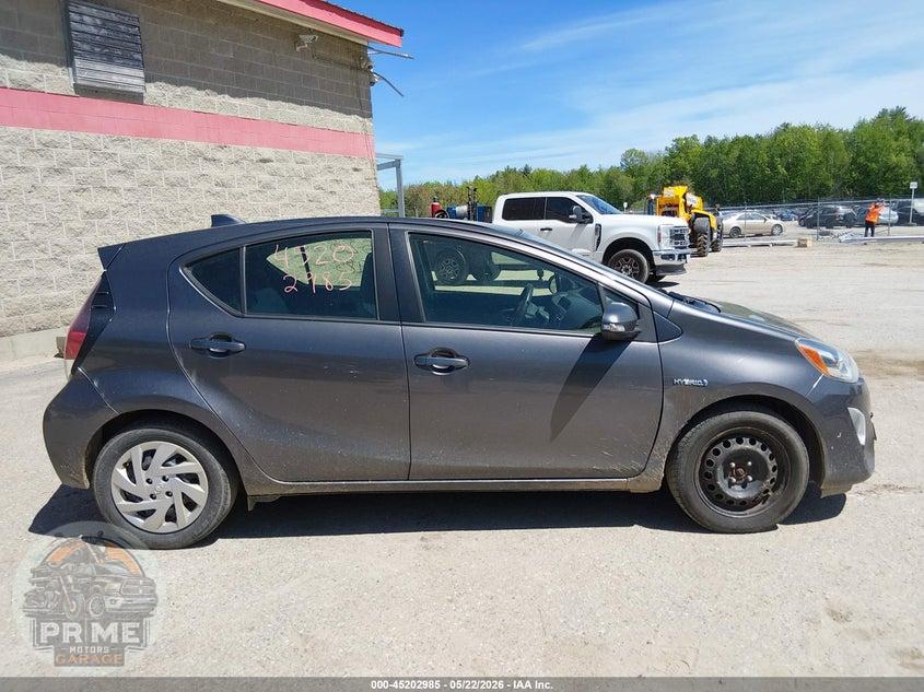 2015 TOYOTA PRIUS C ONE — фото 13