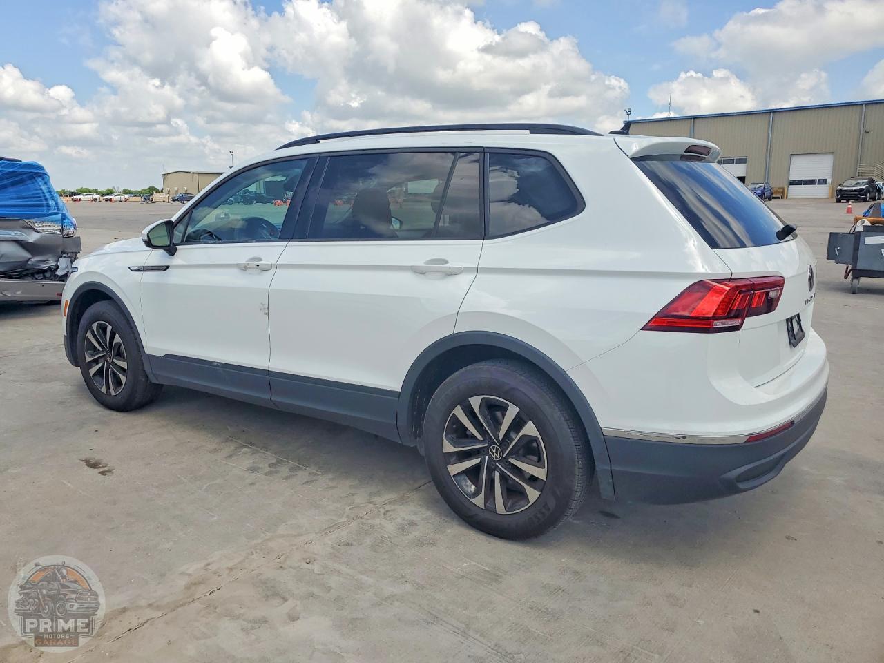 2024 VOLKSWAGEN TIGUAN — фото 2