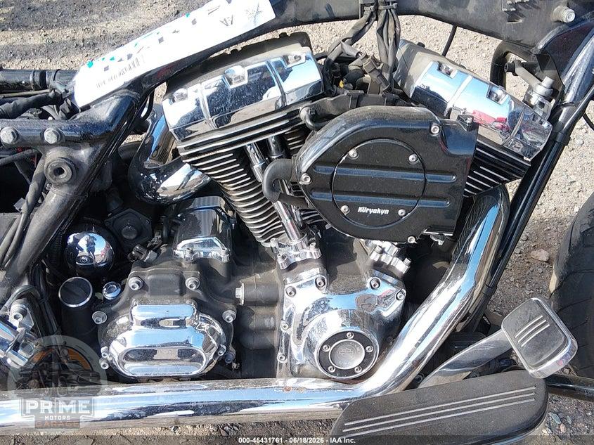 2015 HARLEY-DAVIDSON FLTRX (ROAD GLIDE, ROAD GLIDE CUSTOM) ROAD GLIDE — фото 8