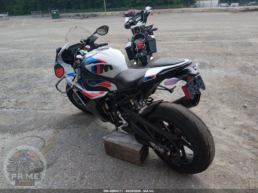 2026 BMW M 1000 RR — фото 3
