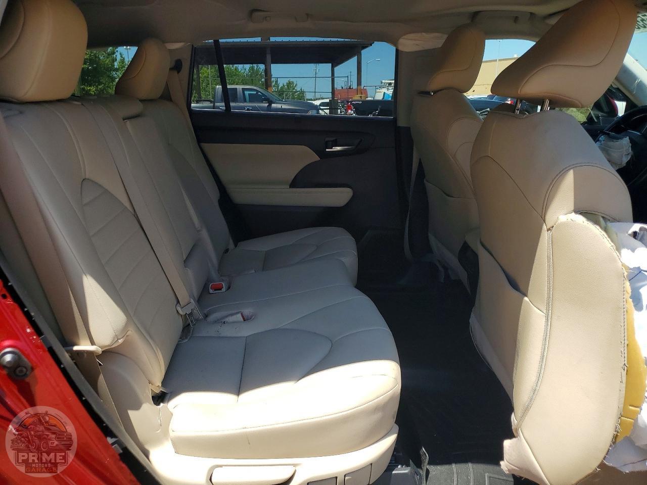 2020 TOYOTA HIGHLANDER — фото 11