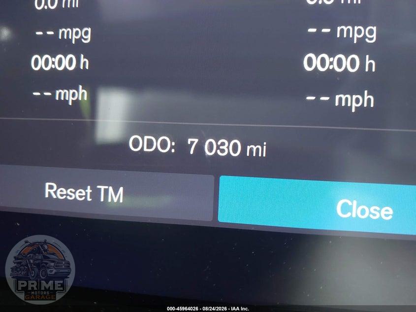 2026 VOLVO XC40 PLUS, B5 AWD GAS (MILD HYBRID), DARK — фото 7