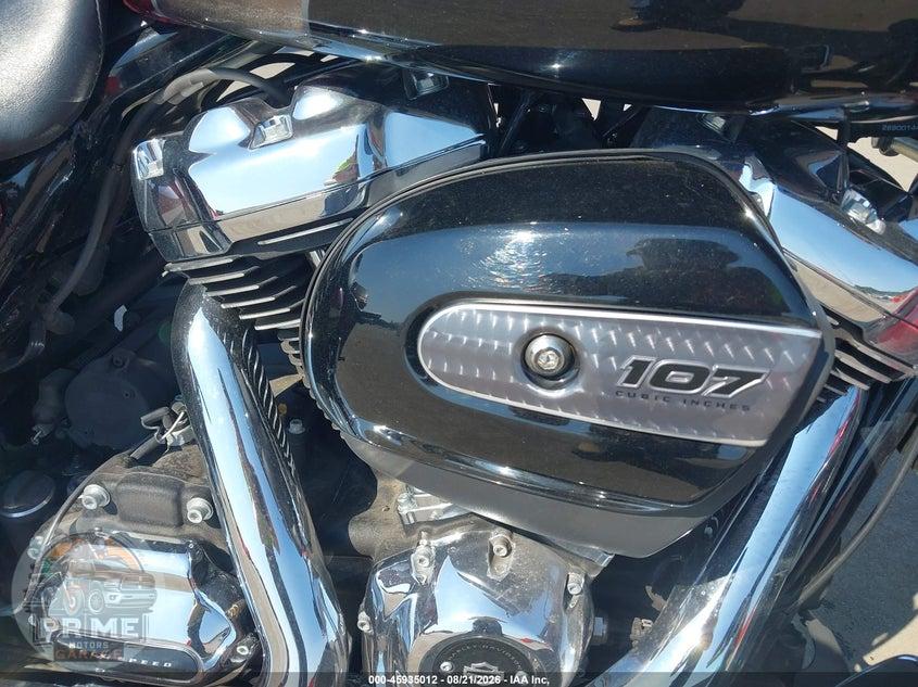 2017 HARLEY-DAVIDSON FLTRXS (ROAD GLIDE SPECIAL) ROAD GLIDE SPECIAL — фото 8