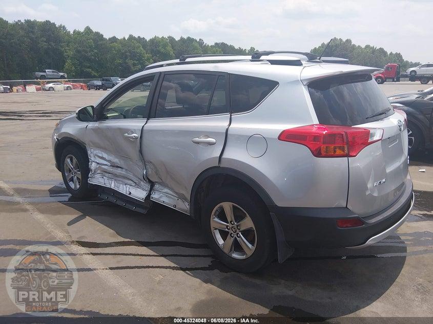 2015 TOYOTA RAV4 XLE — фото 3