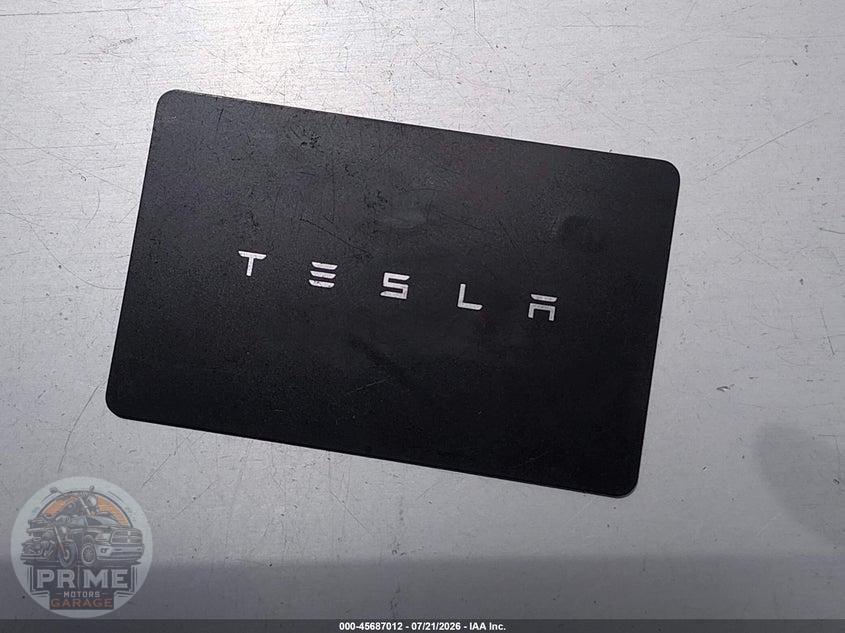 2025 TESLA CYBERTRUCK ALL-WHEEL DRIVE — фото 10