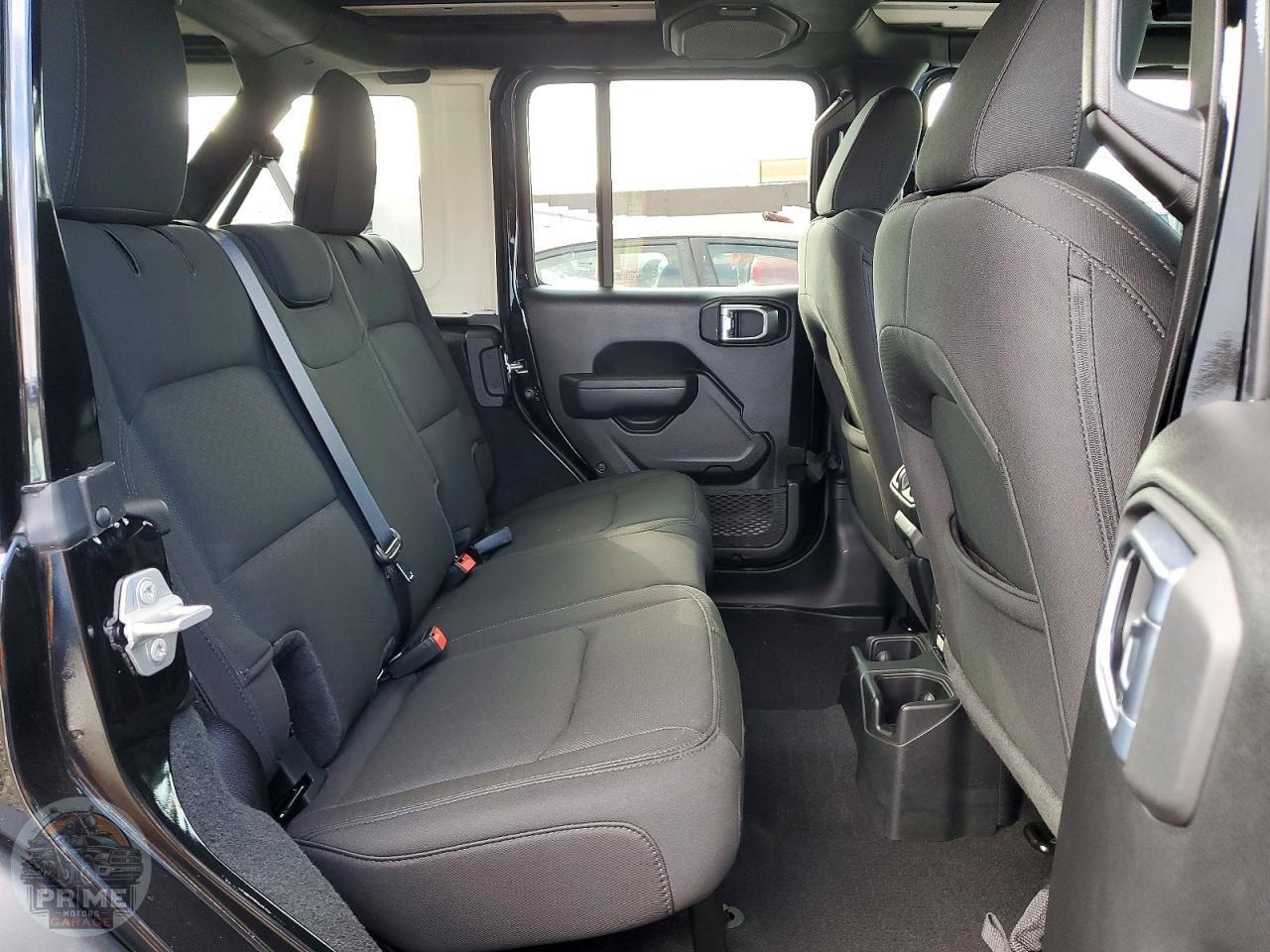 2022 JEEP WRANGLER — фото 11