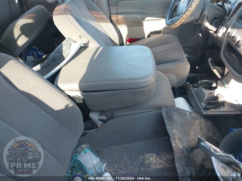 2005 DODGE RAM 3500 SLT/LARAMIE — фото 5