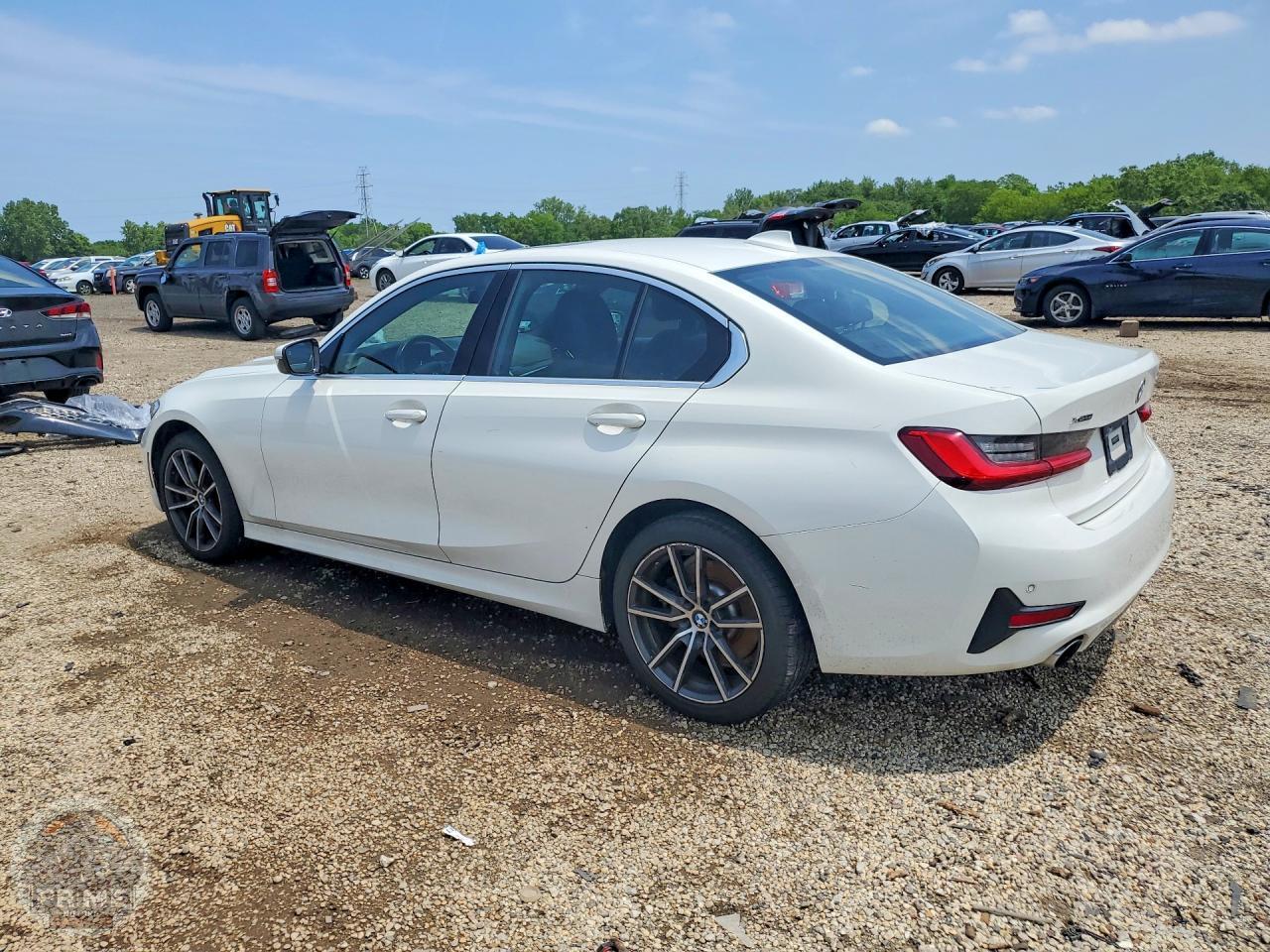 2020 BMW 3 SERIES — фото 2