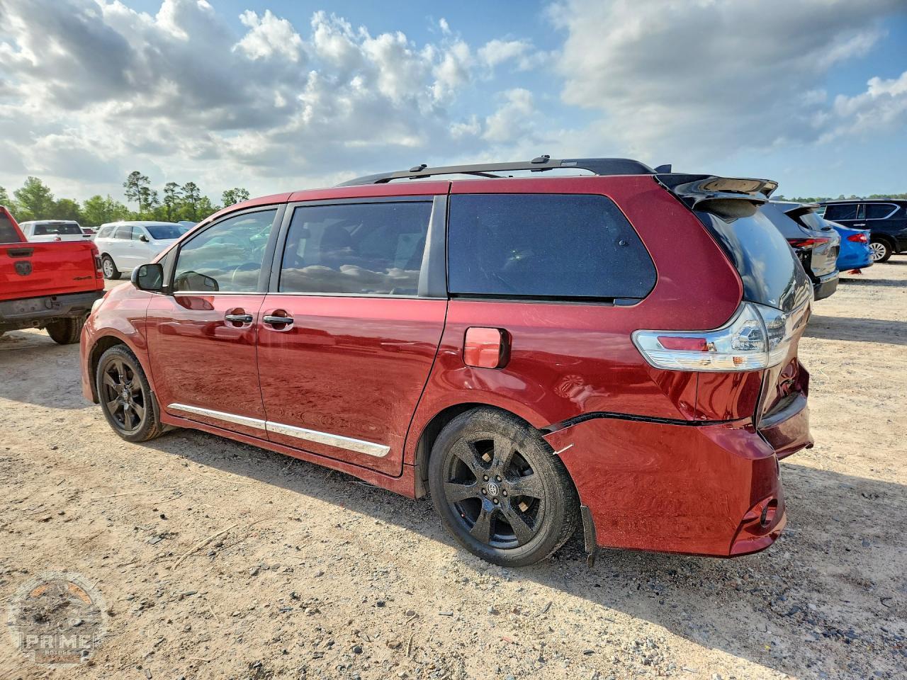 2020 TOYOTA SIENNA — фото 2