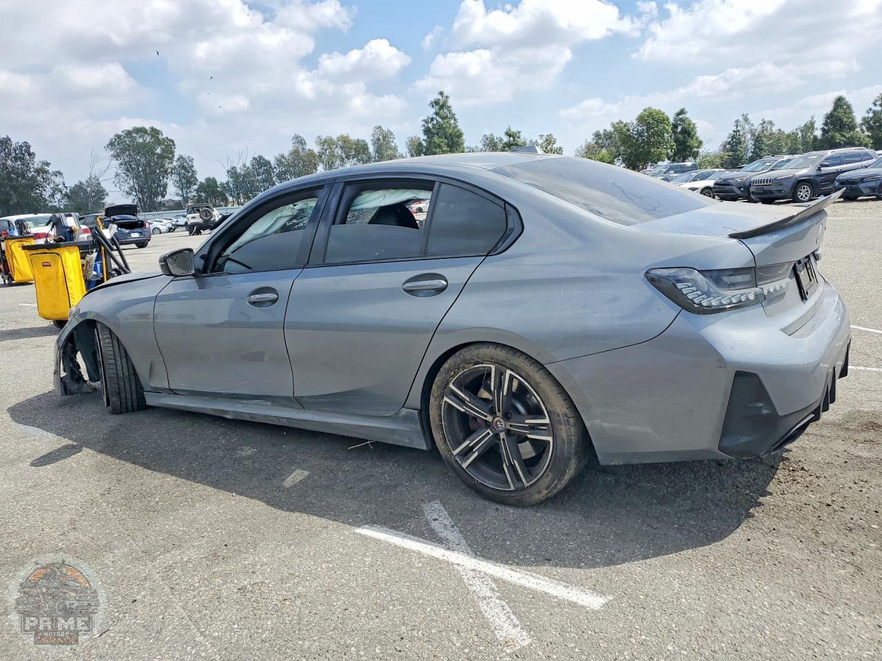 2023 BMW 3 SERIES — фото 2