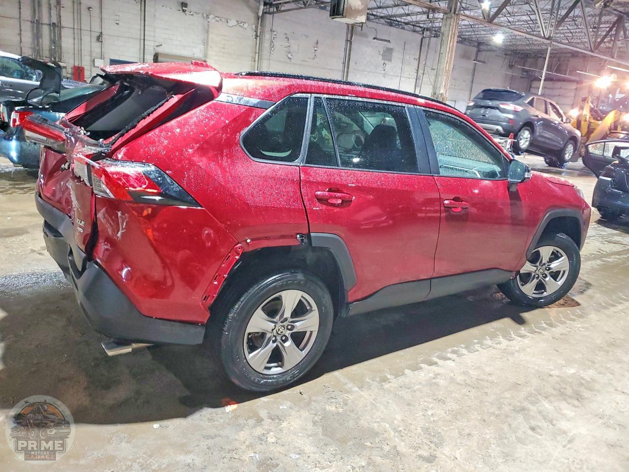 2025 TOYOTA RAV4 — фото 9