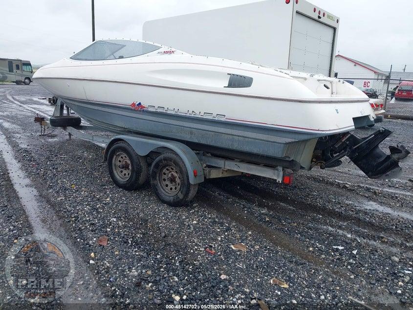 1990 BAYLINER CAPRI 2250 BOAT AND TRAILER — фото 3