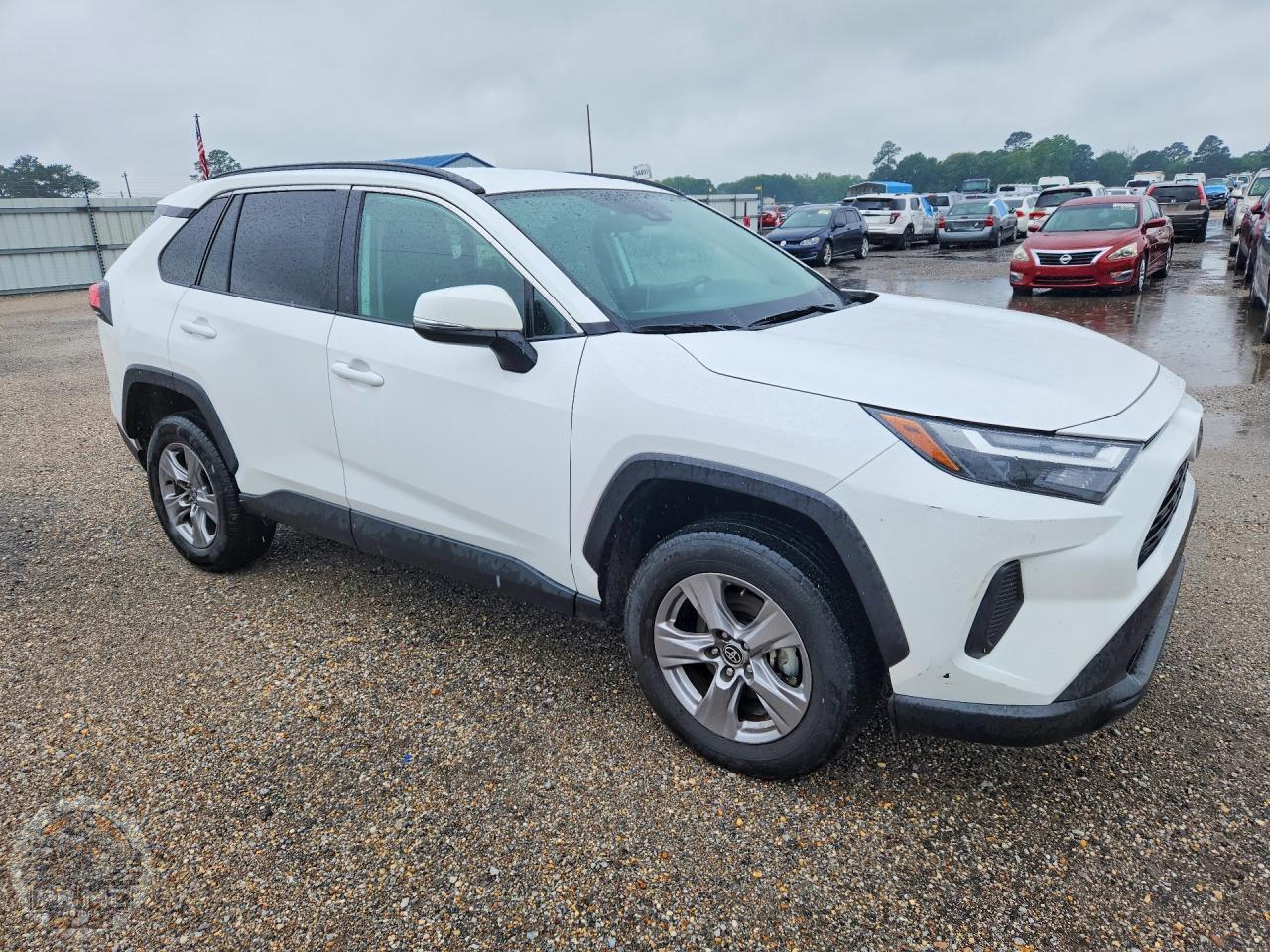 2025 TOYOTA RAV4 — фото 4