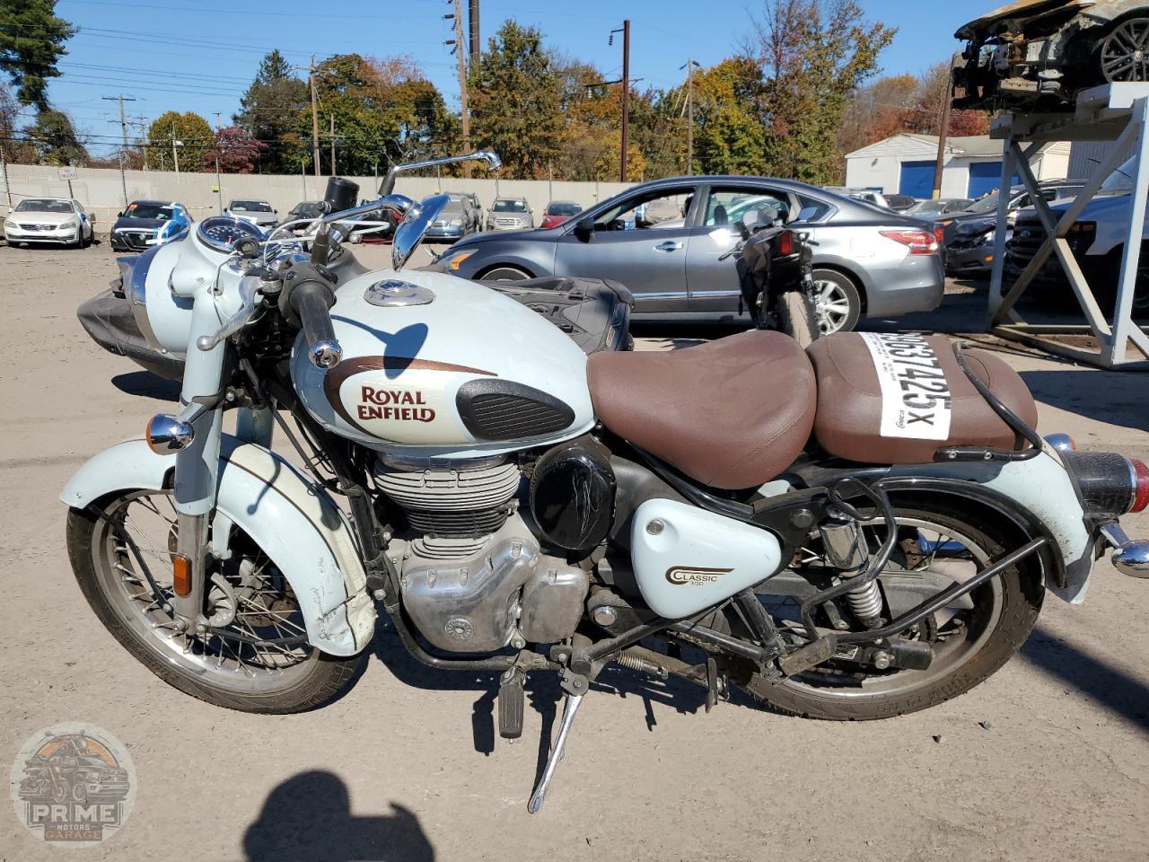 2024 ROYAL ENFIELD MOTORS CLASSIC — фото 9