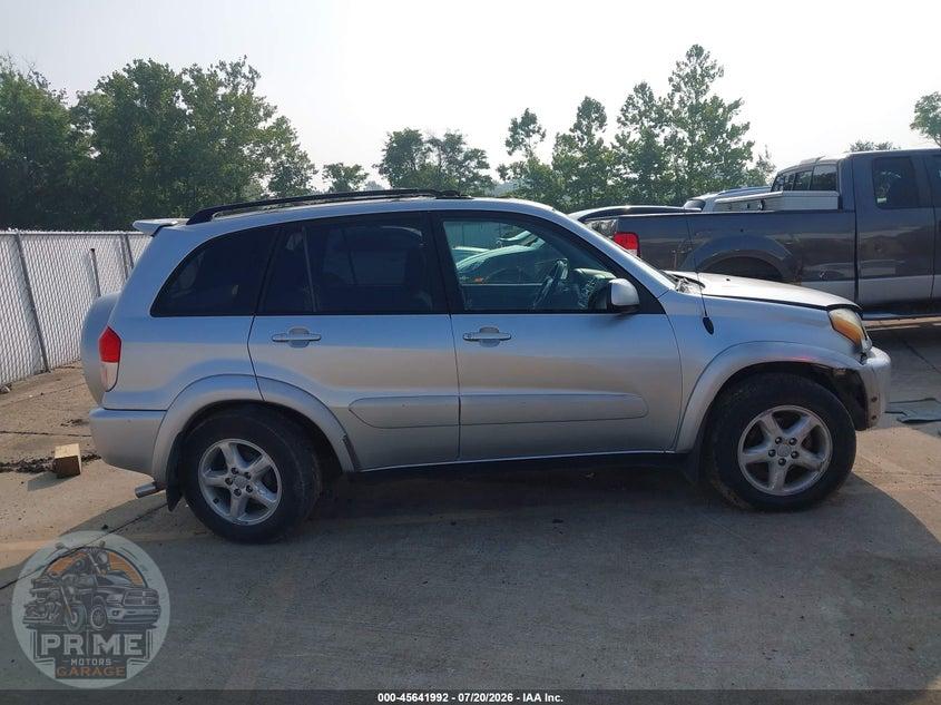 2002 TOYOTA RAV4 — фото 13