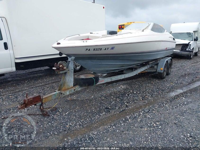 1990 BAYLINER CAPRI 2250 BOAT AND TRAILER — фото 2