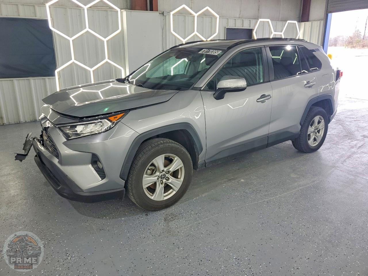 2021 TOYOTA RAV4 — фото 2