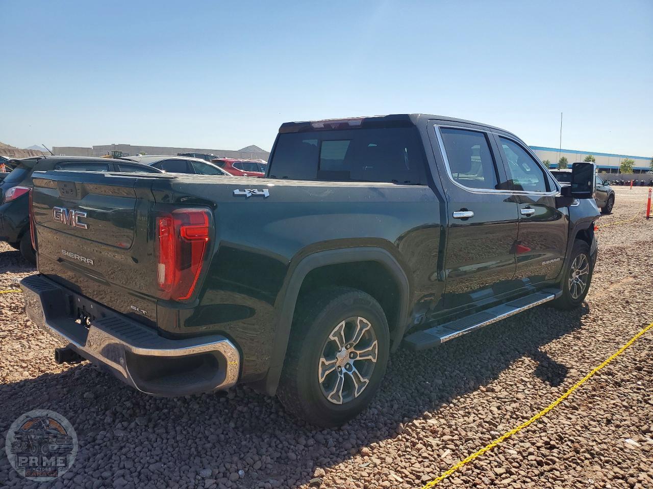 2021 GMC SIERRA — фото 3