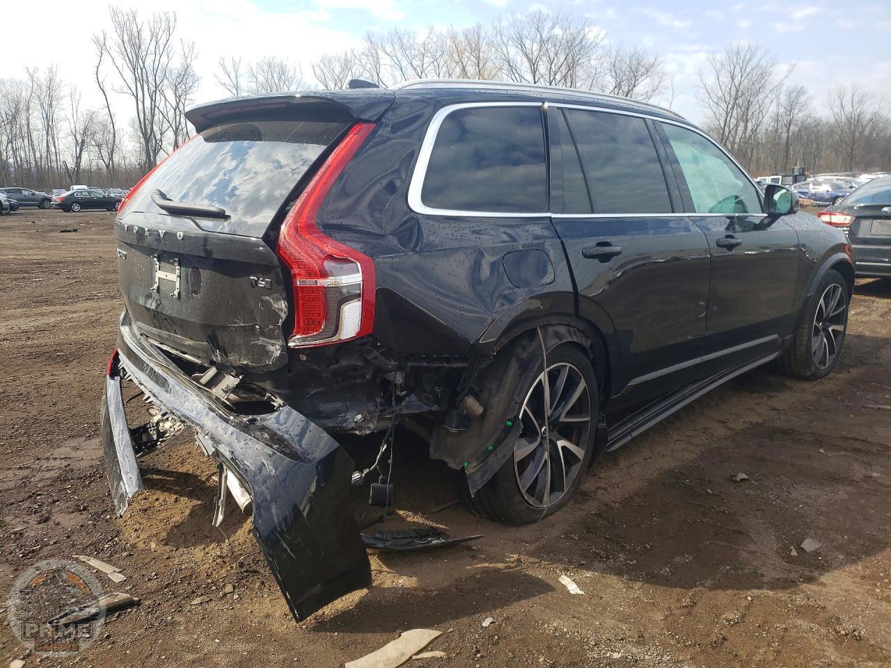2021 VOLVO XC90 — фото 3