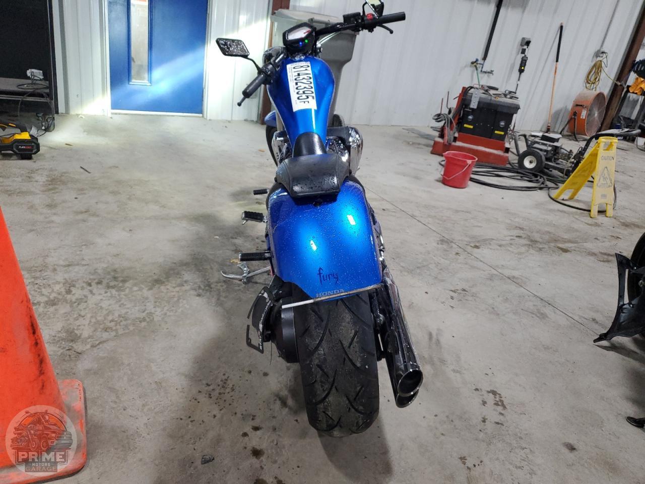 2016 HONDA VT1300 — фото 4