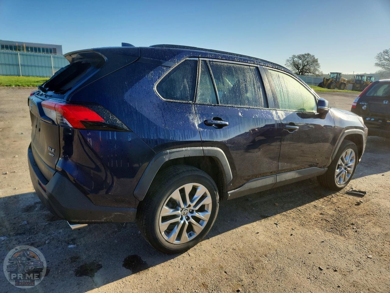 2021 TOYOTA RAV4 — фото 3