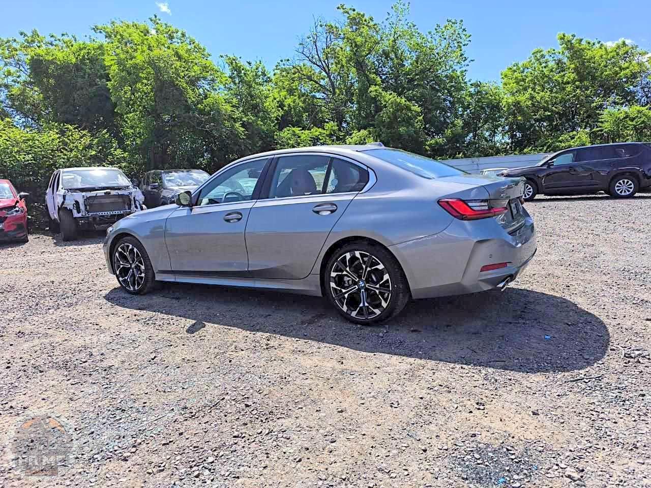 2025 BMW 3 SERIES — фото 2