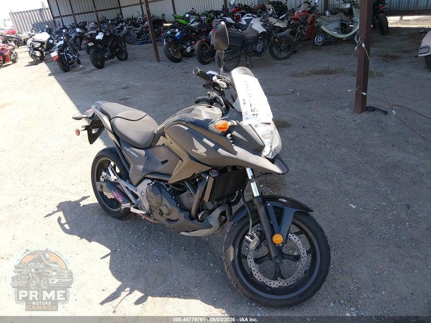2015 HONDA NC700X — фото 1