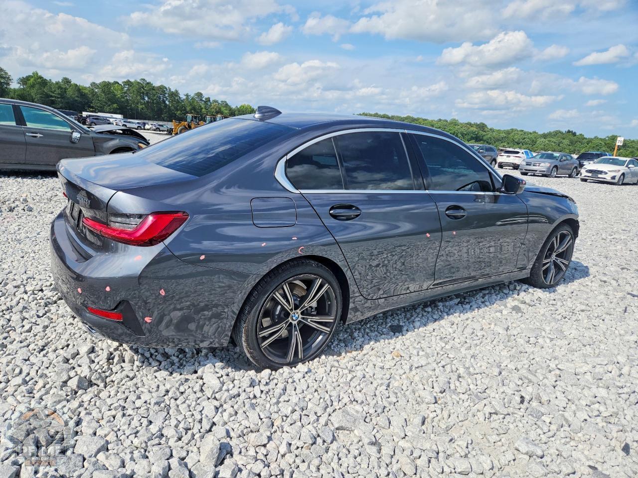 2020 BMW 3 SERIES — фото 3