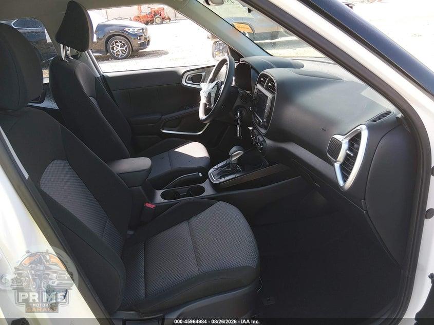 2023 KIA SOUL LX — фото 5