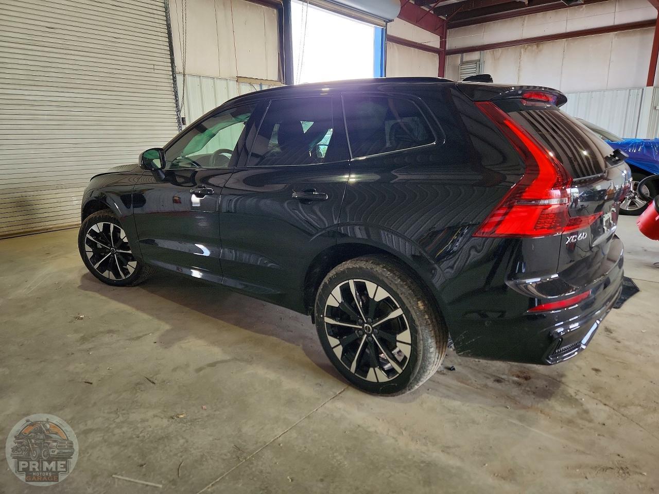 2026 VOLVO XC60 — фото 2