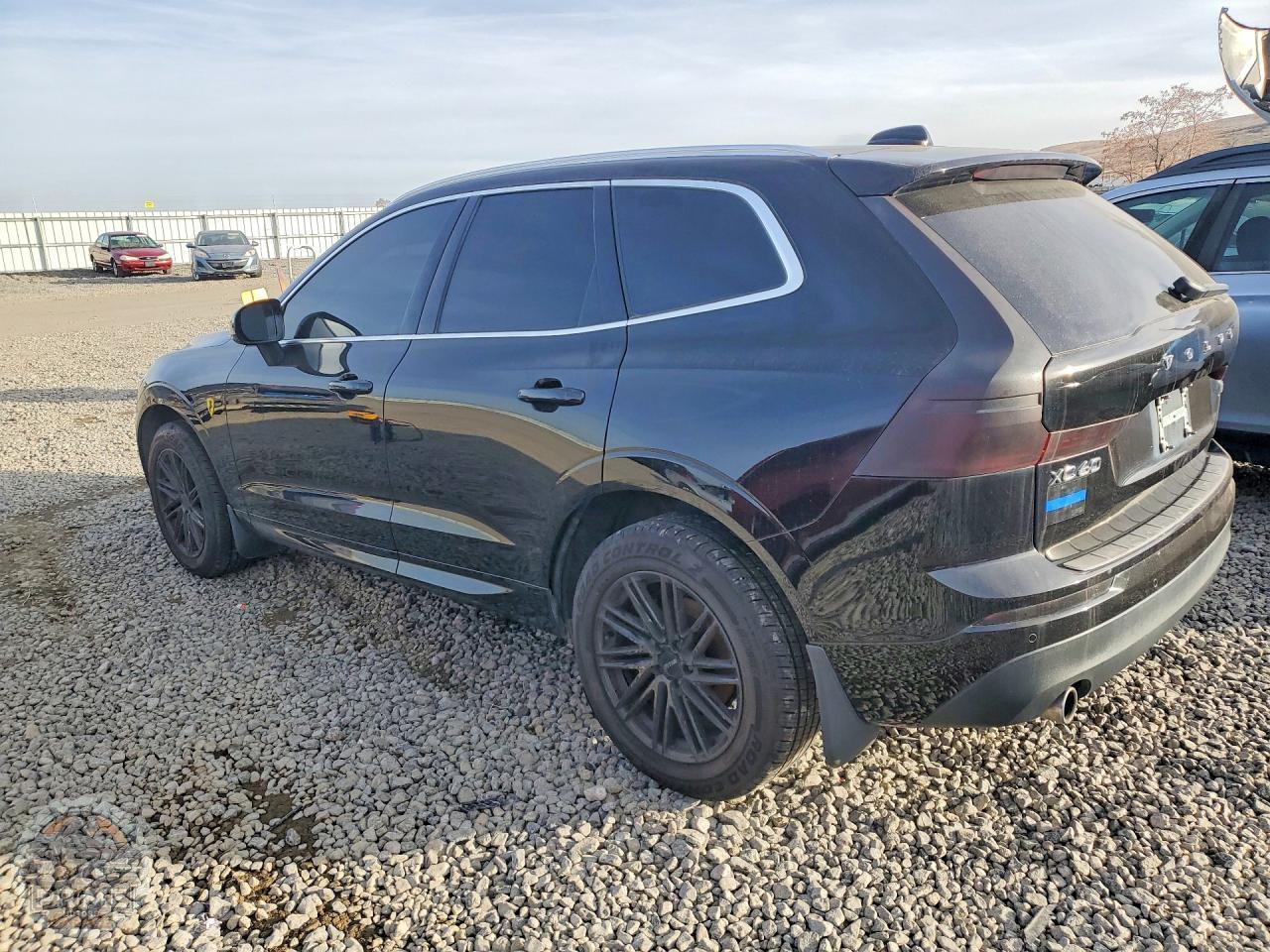 2021 VOLVO XC60 — фото 2