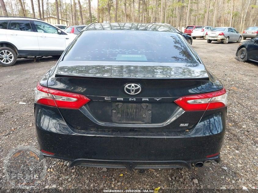 2018 TOYOTA CAMRY SE — фото 16
